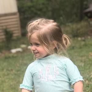 Meet your Posher, Debbie